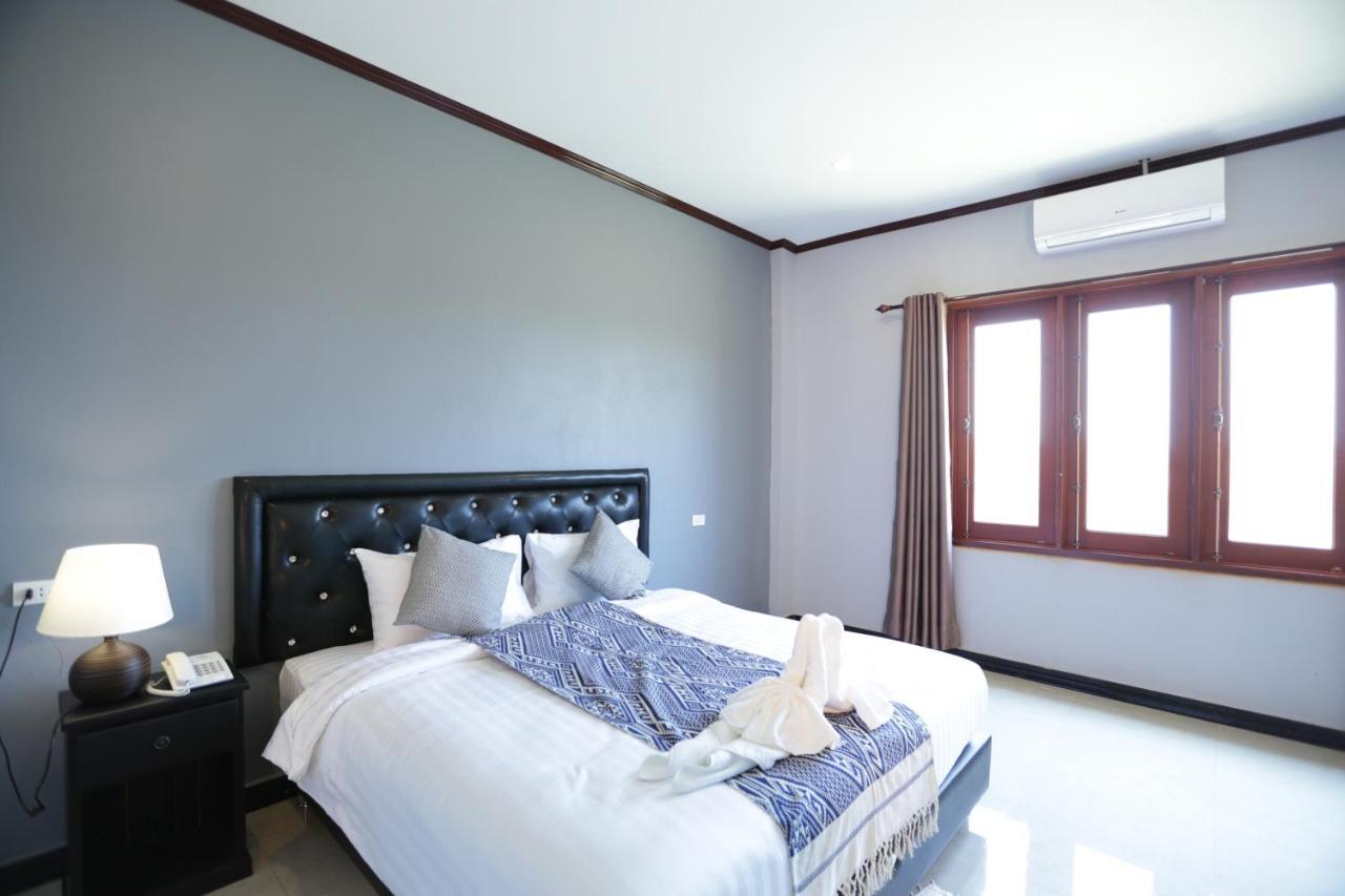 Khounmixay Hotel Вьентьян Экстерьер фото
