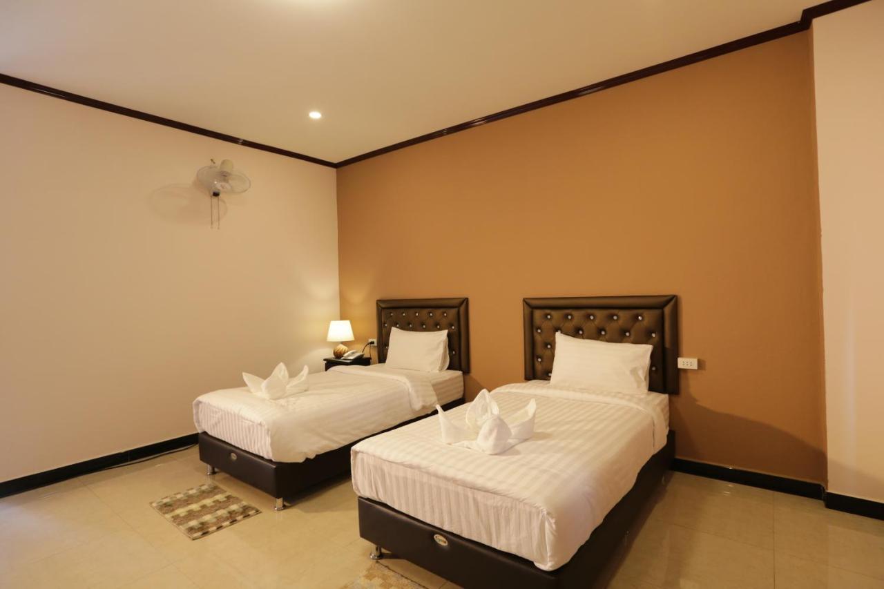 Khounmixay Hotel Вьентьян Экстерьер фото